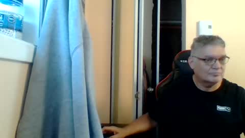 loumtl3 online show from July 26, 2:02 pm