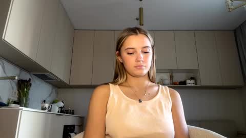 Snapshot of lourapimenta chatting on March 12, 1:50 pm Eliza online show from March 12, 1:50 pm