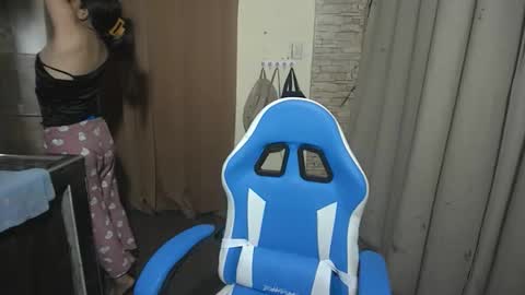 lovable_christine online show from October 21, 1:06 am