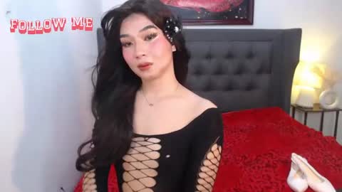 Snapshot of lovabletrans_deia chatting on June 12, 2:49 pm DEIA online show from June 12, 2:49 pm