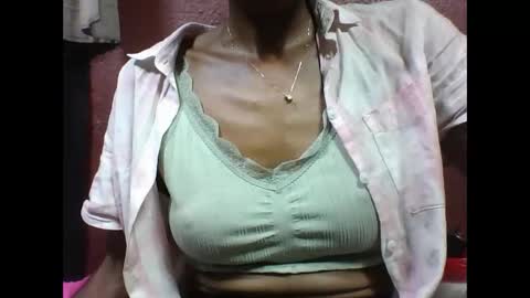 Snapshot of lovaelisa chatting on October 9, 5:11 pm lovaelisa online show from October 9, 5:11 pm