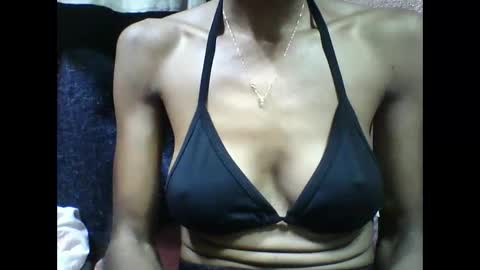 Snapshot of lovaelisa chatting on November 17, 5:13 am lovaelisa online show from November 17, 5:13 am