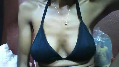 Snapshot of lovaelisa chatting on November 27, 3:36 pm lovaelisa online show from November 27, 3:36 pm