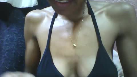 lovaelisa online show from December 23, 6:33 am