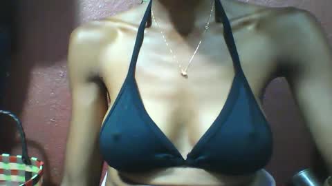 lovaelisa online show from January 12, 6:29 am