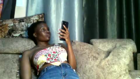 Cynthia. A online show from December 23, 10:44 pm