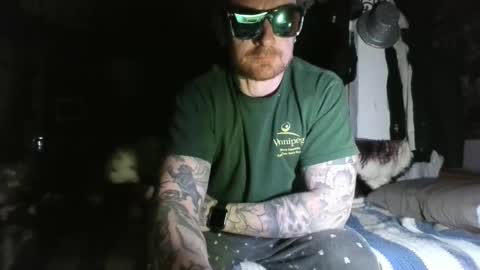 Snapshot of love2pleaseu8 chatting on February 23, 5:49 am love2pleaseu8 online show from February 23, 5:49 am