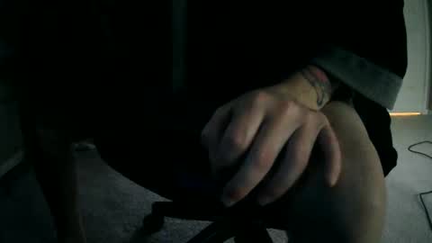 Snapshot of love69now chatting on December 5, 2:47 pm love69now online show from December 5, 2:47 pm