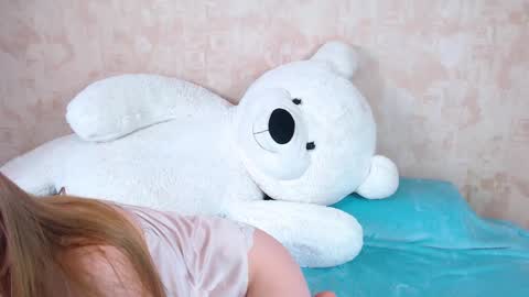 Snapshot of love_bella_ chatting on February 24, 7:22 am love bella online show from February 24, 7:22 am