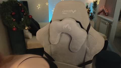 love_call online show from December 21, 8:39 am