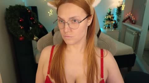 love_call online show from December 24, 8:44 am