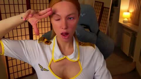 Snapshot of love_call chatting on April 12, 5:01 am love_call online show from April 12, 5:01 am