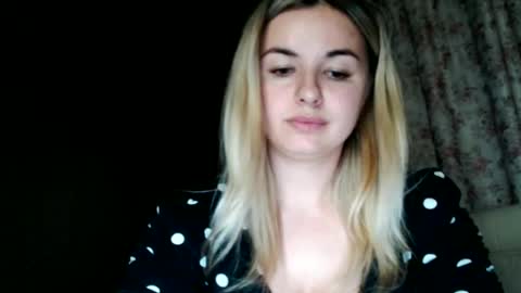 Snapshot of love_dom_meg chatting on June 12, 7:57 pm Megane online show from June 12, 7:57 pm