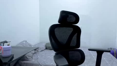 Nina online show from March 27, 8:08 pm