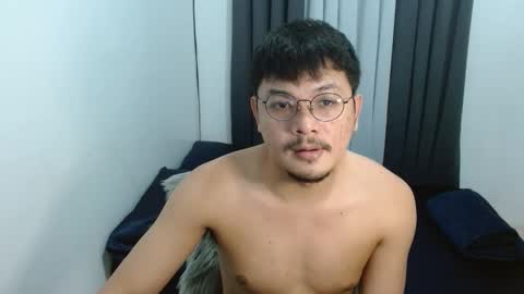 love_hottieh online show from November 4, 9:30 am