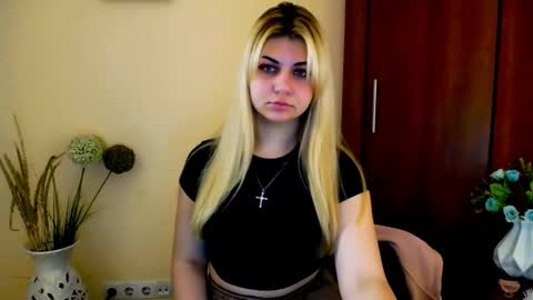 Alexya online show from January 7, 5:09 pm