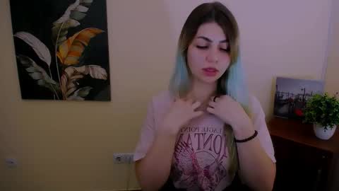 Alexya online show from September 12, 12:00 am