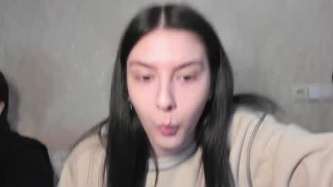 LINA online show from April 26, 7:11 pm
