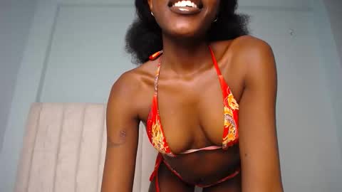 Miah online show from October 22, 8:36 am