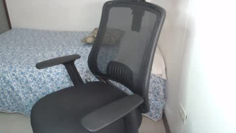 Andys and mary online show from February 18, 4:08 am