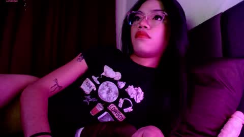 Snapshot of love_seren chatting on October 13, 11:32 am Seren online show from October 13, 11:32 am