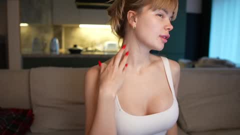 love you to123 online show from November 9, 6:01 am