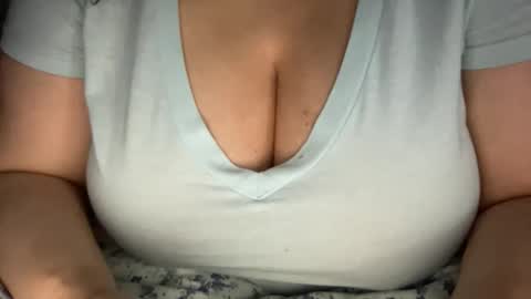 Snapshot of loveablekate chatting on March 22, 1:03 pm Kate online show from March 22, 1:03 pm