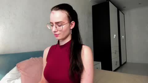 Snapshot of lovebettie chatting on April 1, 9:10 am Elisabette online show from April 1, 9:10 am