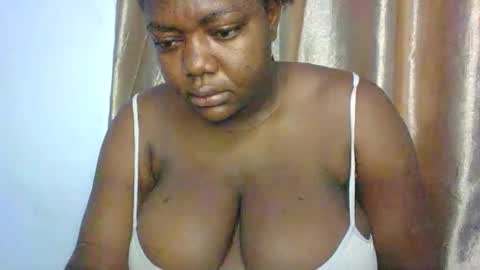 Snapshot of lovecumsluttie chatting on April 12, 2:27 am mila online show from April 12, 2:27 am