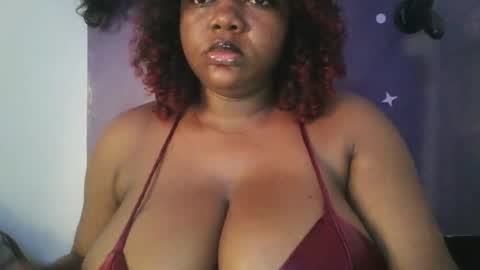 Snapshot of lovecumsluttie chatting on April 18, 12:58 am mila online show from April 18, 12:58 am