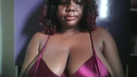 Snapshot of lovecumsluttie chatting on April 22, 9:55 am mila online show from April 22, 9:55 am