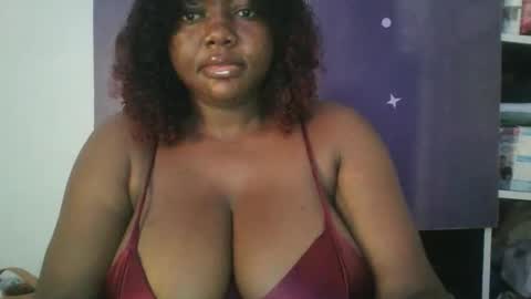 Snapshot of lovecumsluttie chatting on April 26, 4:54 am mila online show from April 26, 4:54 am