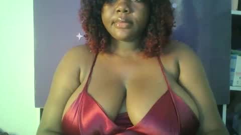 Snapshot of lovecumsluttie chatting on April 27, 9:51 am mila online show from April 27, 9:51 am