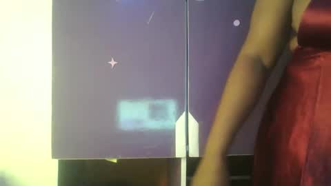 Snapshot of lovecumsluttie chatting on April 30, 8:57 pm mila online show from April 30, 8:57 pm