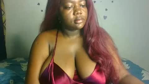 Snapshot of lovecumsluttie chatting on June 11, 5:16 am mila online show from June 11, 5:16 am