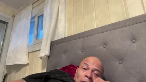 Snapshot of loved19 chatting on February 5, 10:47 pm loved19 online show from February 5, 10:47 pm