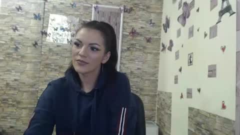 Snapshot of lovediamond1 chatting on December 2, 3:47 pm mary online show from December 2, 3:47 pm