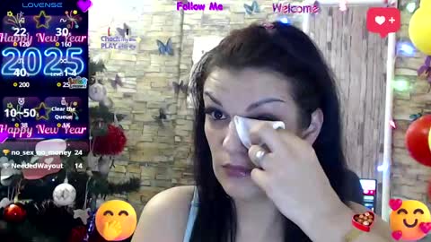 Snapshot of lovediamond1 chatting on January 6, 10:37 pm mary online show from January 6, 10:37 pm