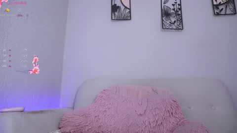 katalina   online show from December 4, 4:44 am