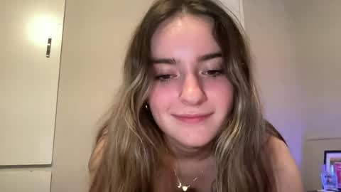Olivia Rose online show from June 22, 3:25 am