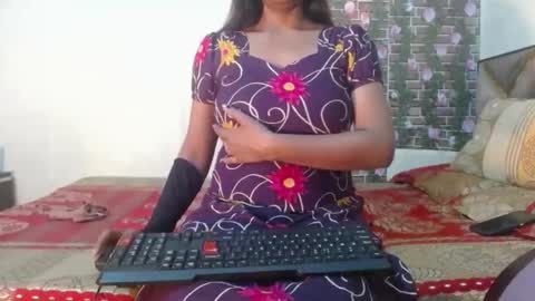 Divya online show from December 25, 8:40 am