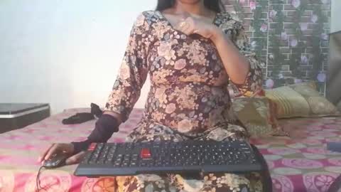 Divya online show from January 1, 1:04 am