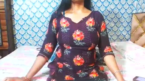 Snapshot of lovefunnitya chatting on October 22, 11:04 pm Divya online show from October 22, 11:04 pm