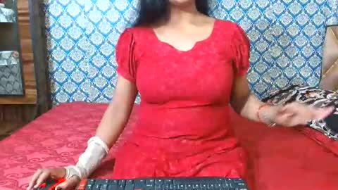 Snapshot of lovefunnitya chatting on October 29, 3:47 pm Divya online show from October 29, 3:47 pm