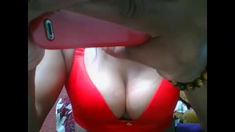 Snapshot of loveinlife750427 chatting on September 27, 11:04 am loveinlife750427 online show from September 27, 11:04 am