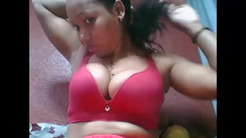 Snapshot of loveinlife750427 chatting on October 2, 5:03 am loveinlife750427 online show from October 2, 5:03 am