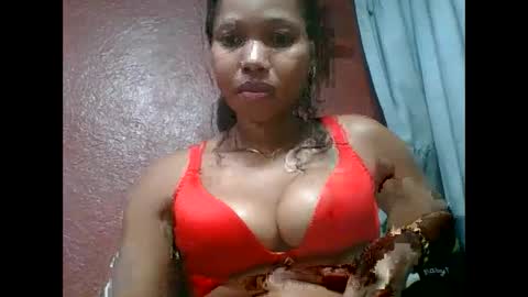 Snapshot of loveinlife750427 chatting on October 16, 7:15 pm loveinlife750427 online show from October 16, 7:15 pm