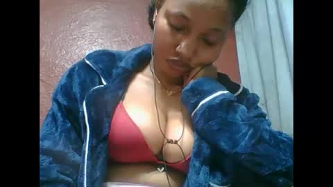 Snapshot of loveinlife750427 chatting on October 23, 5:55 pm loveinlife750427 online show from October 23, 5:55 pm