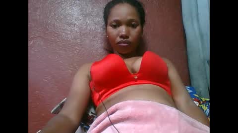 Snapshot of loveinlife750427 chatting on November 12, 6:30 pm loveinlife750427 online show from November 12, 6:30 pm