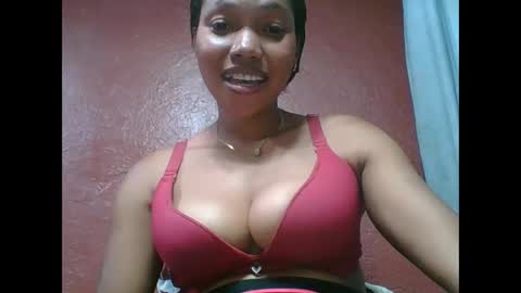 Snapshot of loveinlife750427 chatting on November 17, 6:08 am loveinlife750427 online show from November 17, 6:08 am